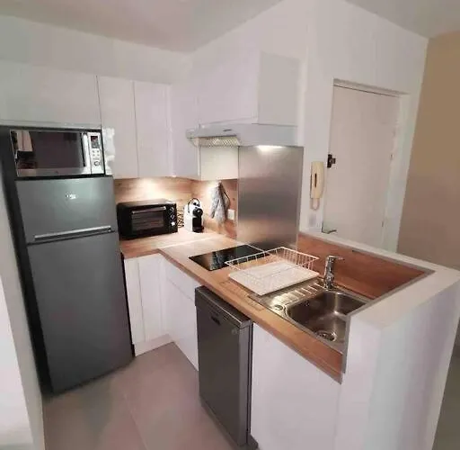 Un Coin De Paradis 2 Ou 4 Personnes Refait A Neuf * 圣马克西姆